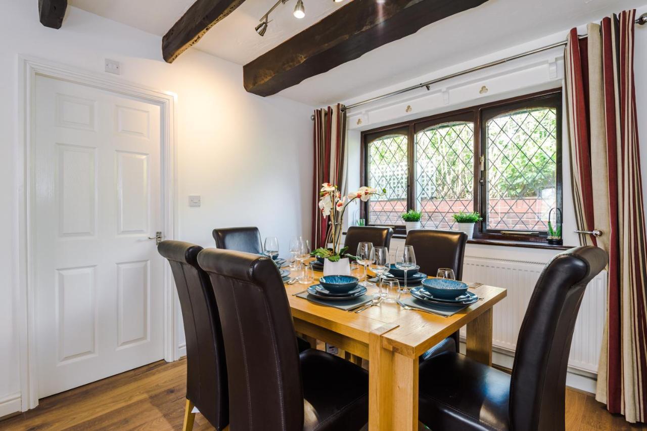 Sunshine Cottage By Happy Sunshine Stay Golborne Esterno foto
